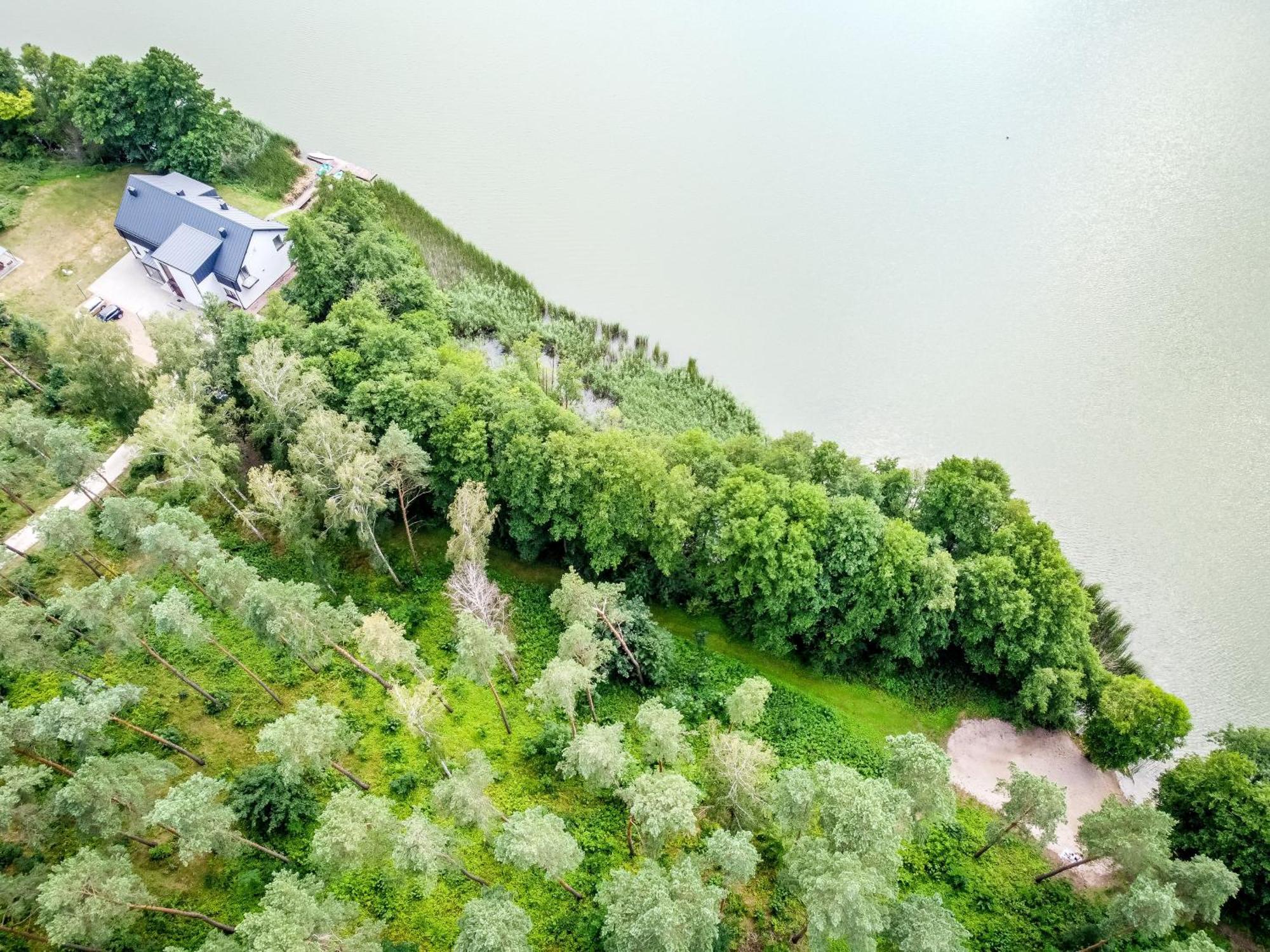 Lake View Apartamenty บรอดนิตซา ภายนอก รูปภาพ