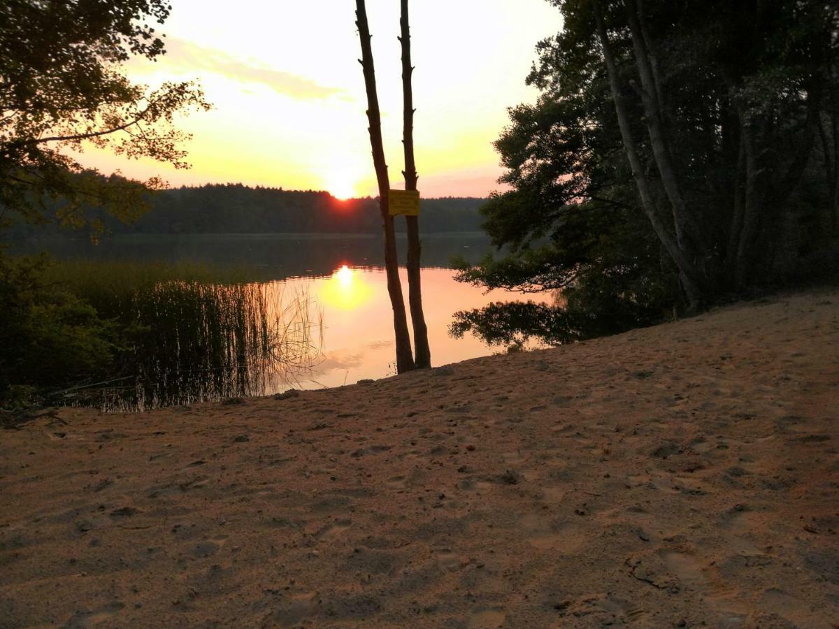 Lake View Apartamenty บรอดนิตซา ภายนอก รูปภาพ